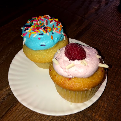 Echo Eats: Molly’s Cupcakes is baking up business