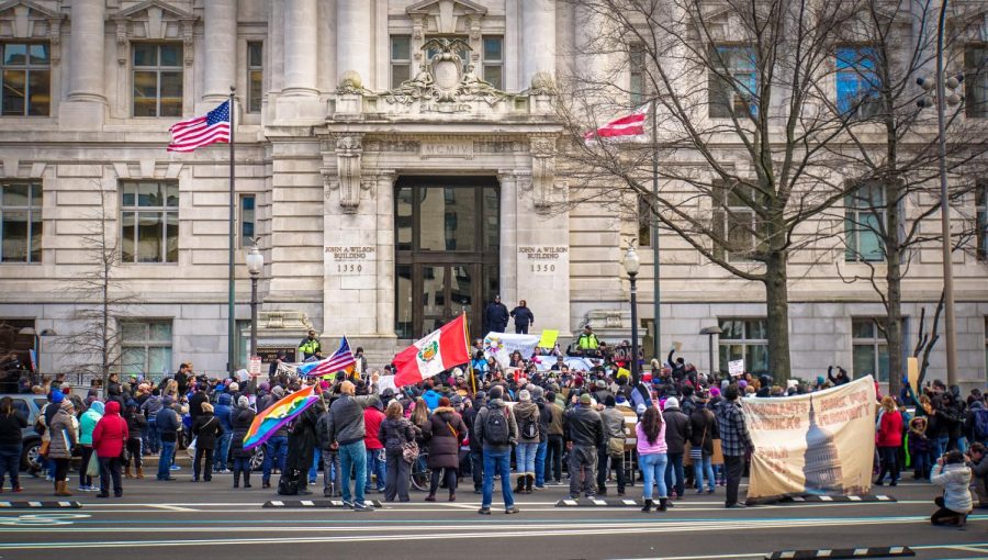 This a photo of immigrants protesting on the Day Without Immigrants in 2017.