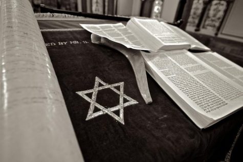 The Star of David is the Jewish symbol composed of two overlapping triangles, creating a star with six points. It appears on synagogues, Jewish tombstones and the Israeli flag.